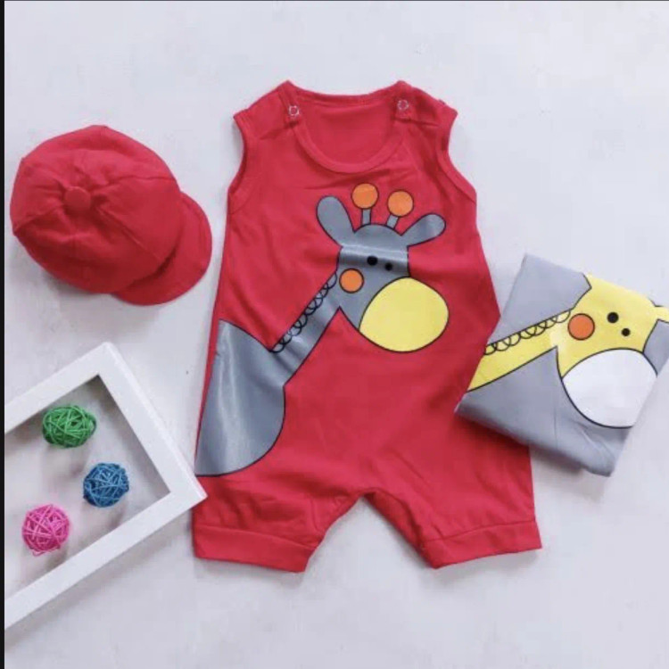 رامپر و کلاه نوزادی طرح زرافه جنس پنبه صد در صد سایز بندی 3 تا 12 ماه