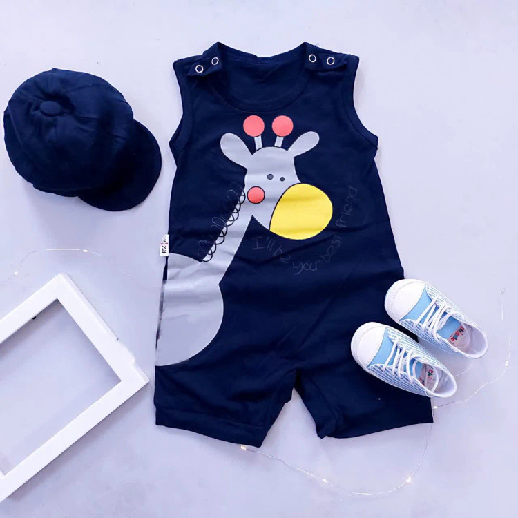 رامپر و کلاه نوزادی طرح زرافه جنس پنبه صد در صد سایز بندی 3 تا 12 ماه