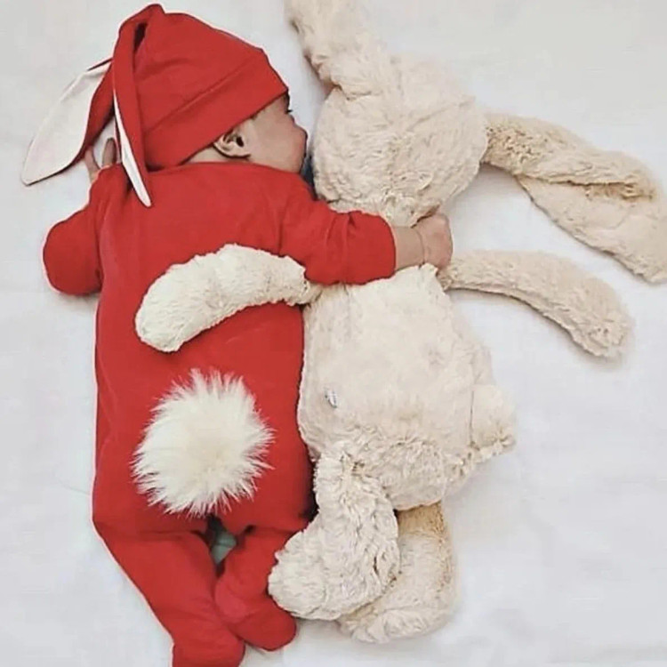 سرهمی و کلاه خرگوشی پوم دار نوزاد | مناسب عکاسی ماهگرد و آتلیه | پنبه نرم و لطیف | سایز 1-2 ماه و 2-4 ماه