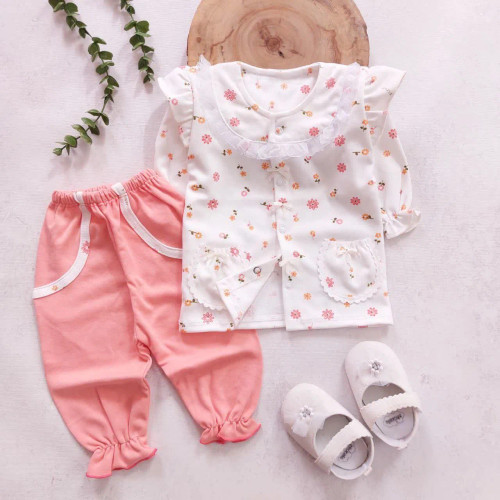 مانتو شلوار نوزادی گل گلی پنبه ای دوجیب مناسب 6 تا 36 ماه