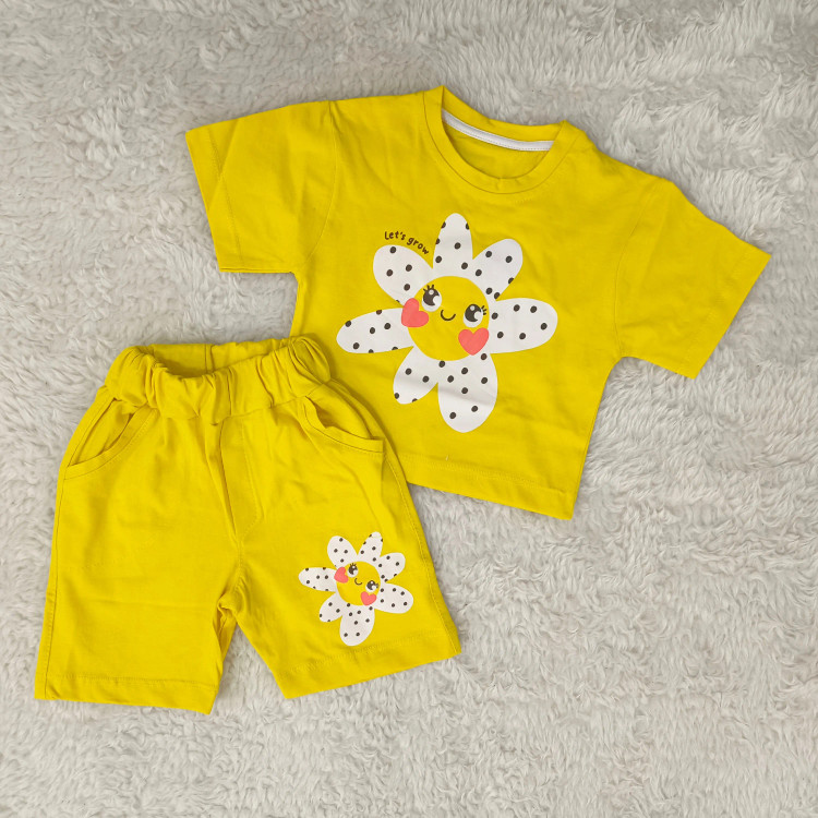 تیشرت و شورتک بچگانه طرح بابونه خندان | جنس پنبه سوپر | سایز بندی 35 و 40