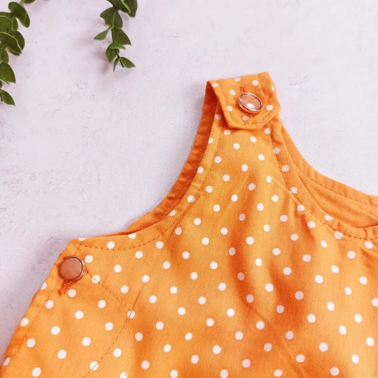 سارافون شورت نخی خرس و قلب چهار رنگ مناسب 1 تا 3 سال