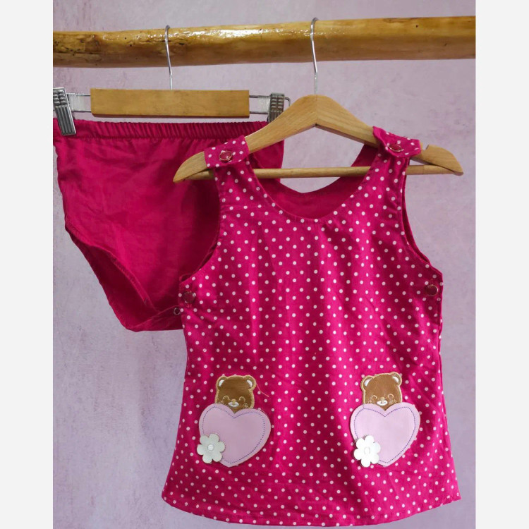 سارافون شورت نخی خرس و قلب چهار رنگ مناسب 1 تا 3 سال