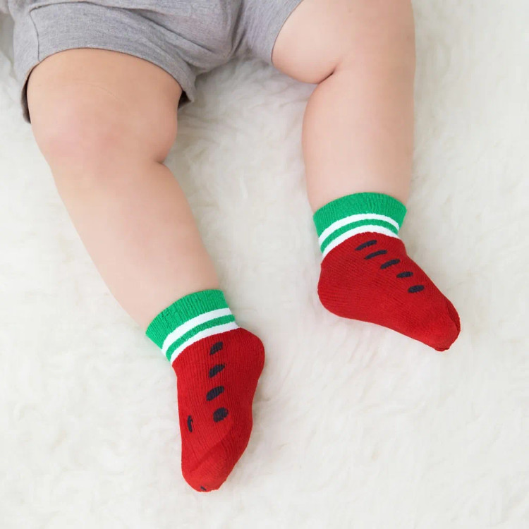 جوراب نیم ساق یلدایی نوزاد پنبهای نرم و لطیف سایز 6 تا 12 ماه