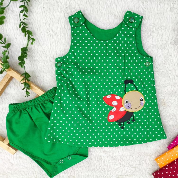 سارافون و شورت نوزاد دخترانه طرح کفشدوزک | جنس کتان نخ خنک | سایز 6 ماه تا 2 سال