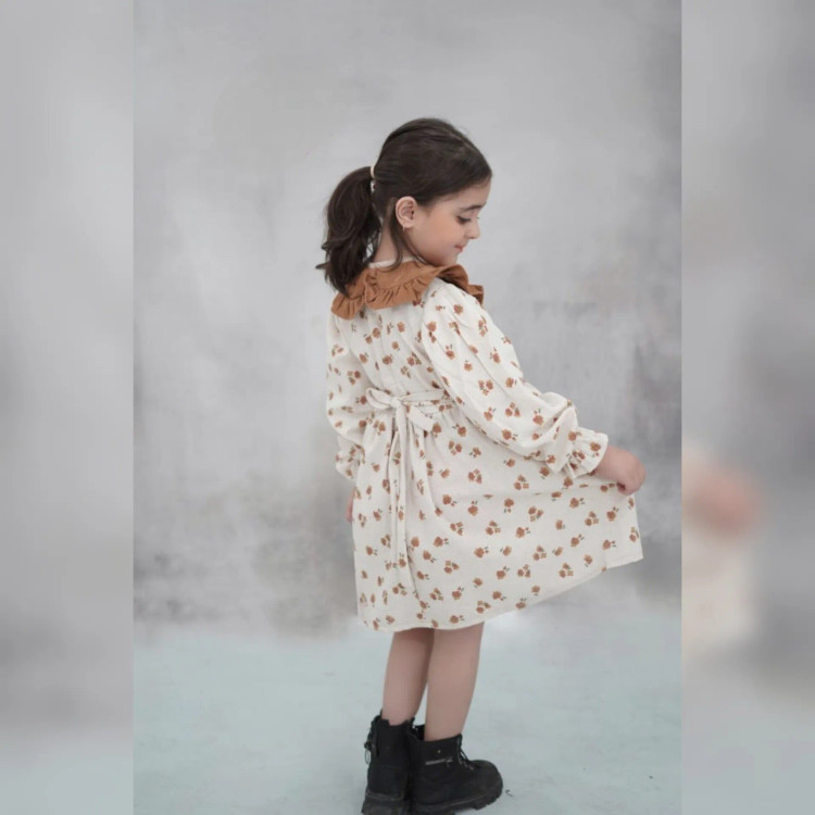 پیراهن دخترانه لینن پاییزه گلدار یقه کبریتی آستین پرنسسی مناسب 2 تا 9 سال