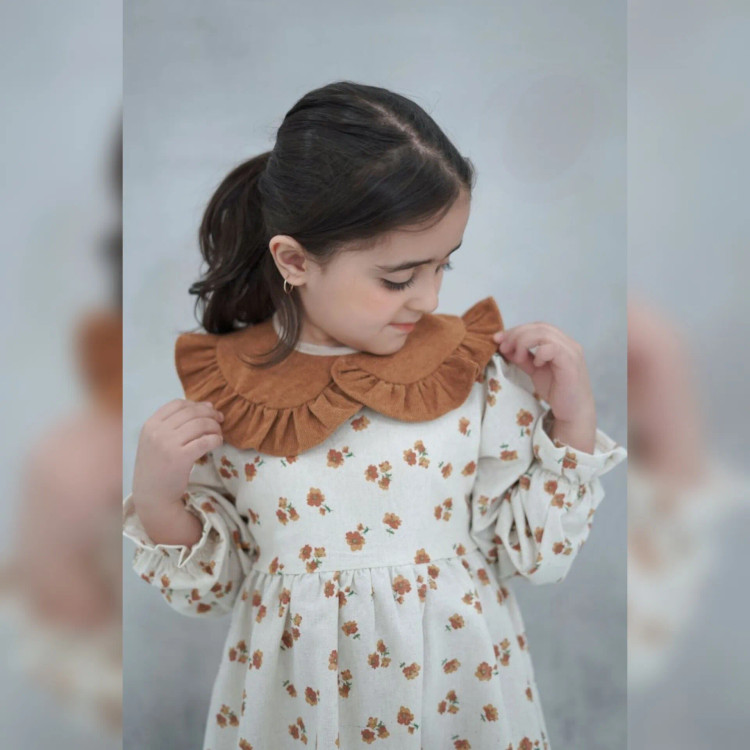 پیراهن دخترانه لینن پاییزه گلدار یقه کبریتی آستین پرنسسی مناسب 2 تا 9 سال