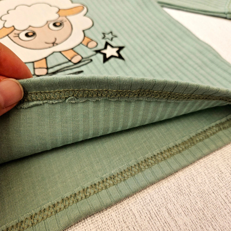 ست لباس راحتی نوزاد طرح گوسفند کبریتی پنبه ای نرم و کشی مناسب 0 تا 24 ماه