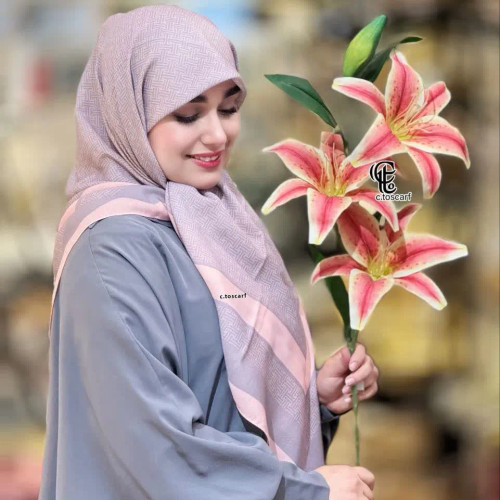 روسری طرح ارکیده سیتو نخ کاستوم سایز متوسط طوسی گلبهی بژ