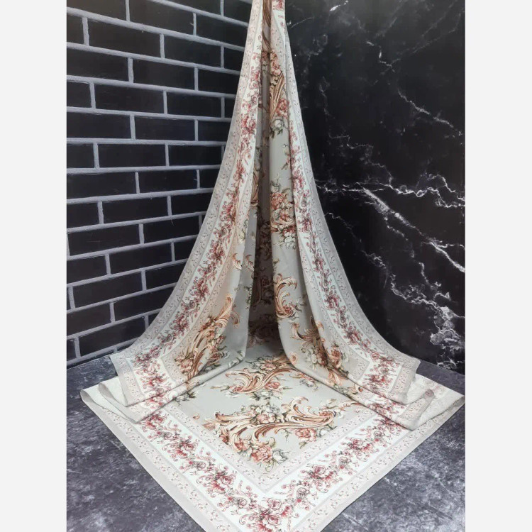 روسری طرح حنا سیلور چرخ دوز قواره بزرگ 140 سانتیمتر جنس نخ کاستوم سیتو