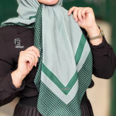 روسری نخی کاستوم سیتو طرح کاملیا سایز 140 کرم قهوهای سبز