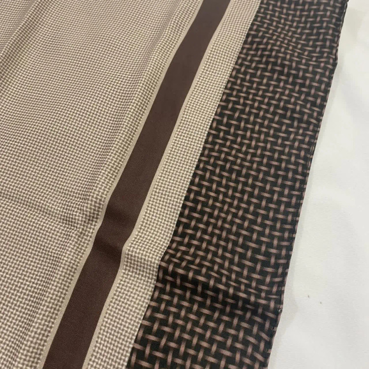 روسری نخی کاستوم سیتو طرح کاملیا سایز 140 کرم قهوهای سبز