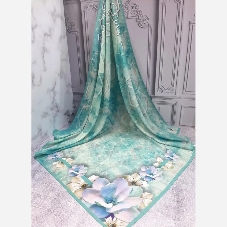 روسری طرح مریم سیتو قواره بزرگ 140 سانتیمتر نخ کاستوم چرخ دوز