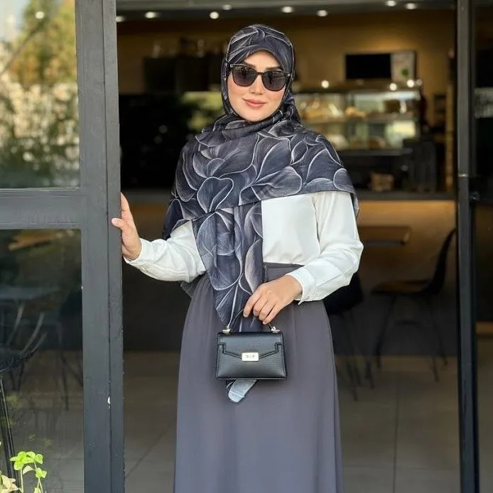 روسری زنانه طرح الا سبز سایز 140 جنس نخ کاستوم سی تو چرخ دوز