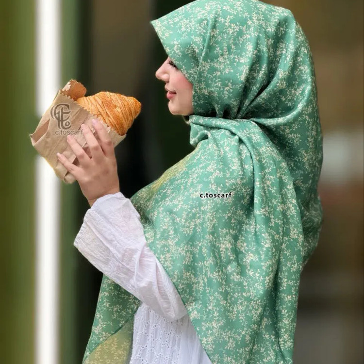 شال نخی کاستوم سیتو طرح سوگند سایز 140 چرخدوز بدون سُرخوردگی