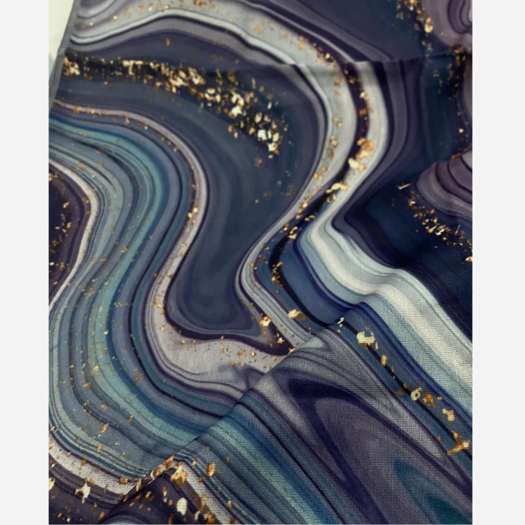 روسری طرح رزین قواره متوسط سایز 110 سانتیمتر جنس نخ کاستوم سیتو