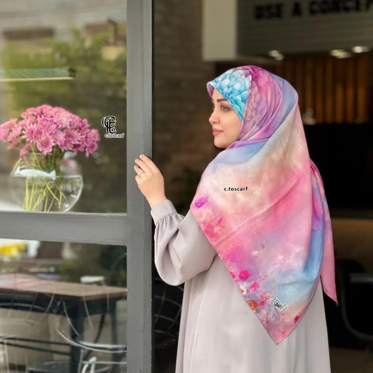 روسری طرح درنا صورتی سایز 140 جنس نخ کاستوم چرخ دوز