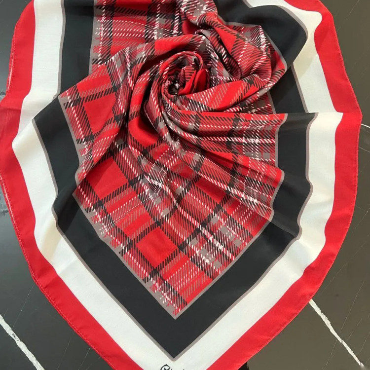 روسری طرح دنیز سیتو نخی کاستوم سایز متوسط زنانه شیک روزمره مهمانی