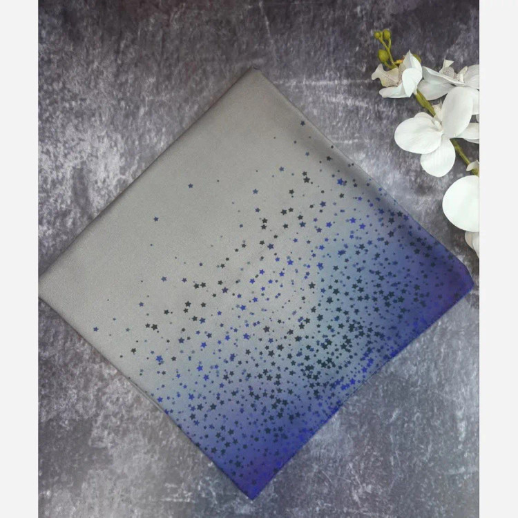 شال و روسری ساده زنانه طوسی با حاشیه سرمه ای روشن شیک