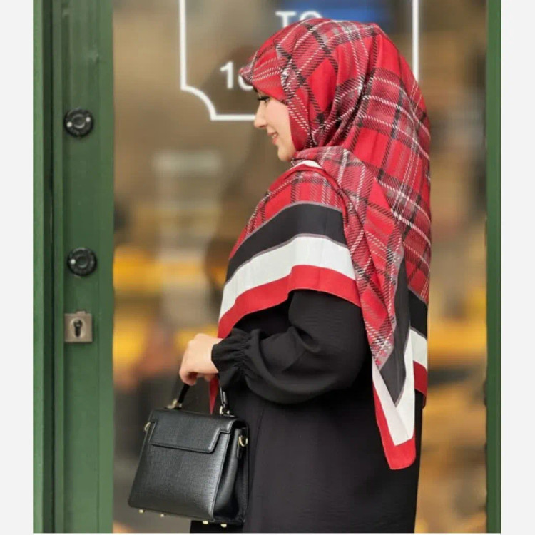 روسری طرح دنیز سیتو نخی کاستوم سایز متوسط زنانه شیک روزمره مهمانی