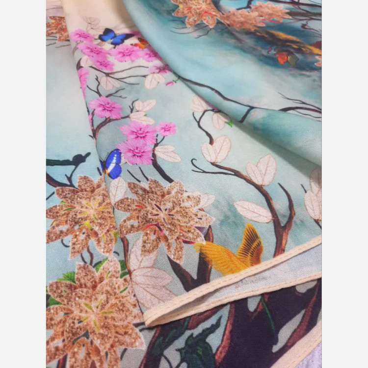 روسری طرح گیتی زنانه قواره بزرگ 140 سانتیمتر نخ کاستوم سیتو لیز نیست