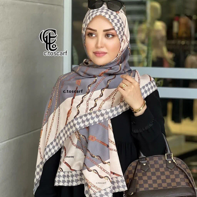 شال طرح تسمه ای نخی دور چرخ دوز قواره 70*200 سانتی متر اسپرت