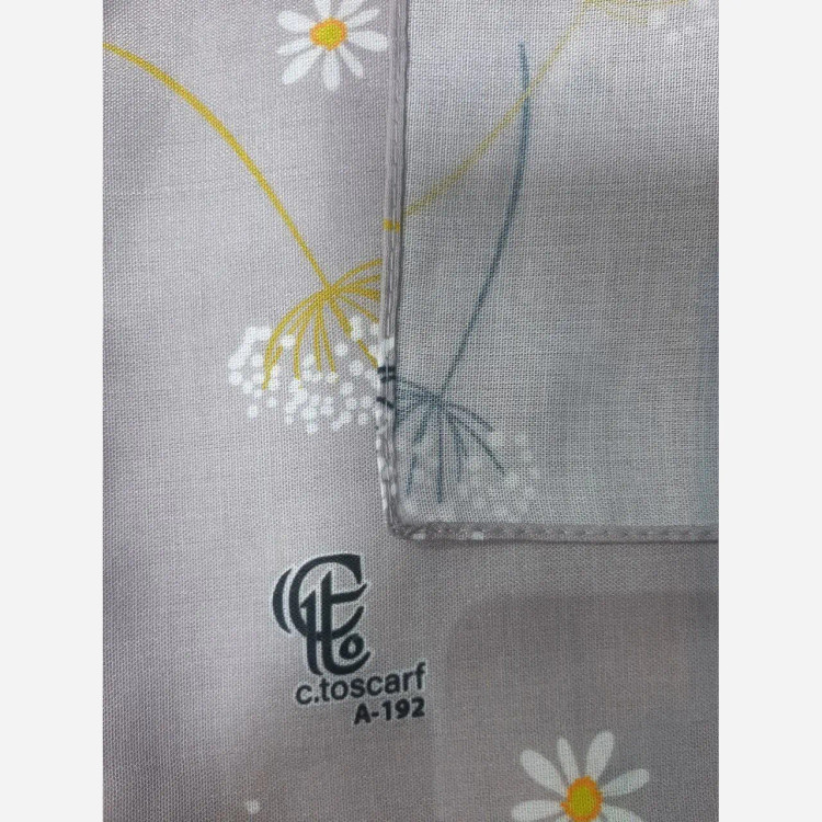 روسری طرح قاصدک زمینه طوسی قواره بزرگ 140 سانتیمتر جنس نخ کاستوم سیتو