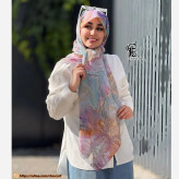 روسری طرح نازلی زنانه قواره بزرگ دور چرخ دوز مزونی رنگ ملیح شاد