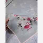 روسری نخی طرح مشکات قواره بزرگ 140 سانتیمتر، ساده و لیز نیست