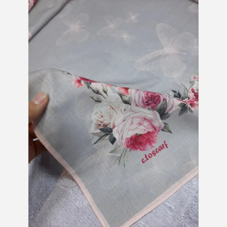 روسری نخی طرح مشکات قواره بزرگ 140 سانتیمتر، ساده و لیز نیست