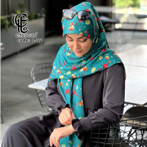 روسری نخی طرح رزا سیتو قواره بزرگ 140 سانتی متر خاص و خوش رنگ