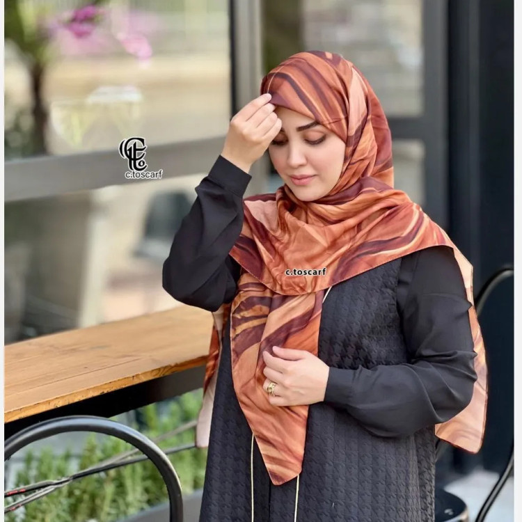 روسری طرح کهربا سایز 140 نخی کاستوم سیتو چرخدوز قهوهای لاکچری