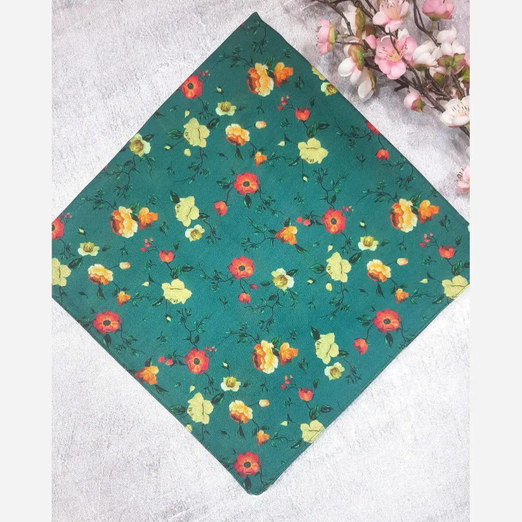 روسری نخی طرح رزا سیتو قواره بزرگ 140 سانتی متر خاص و خوش رنگ