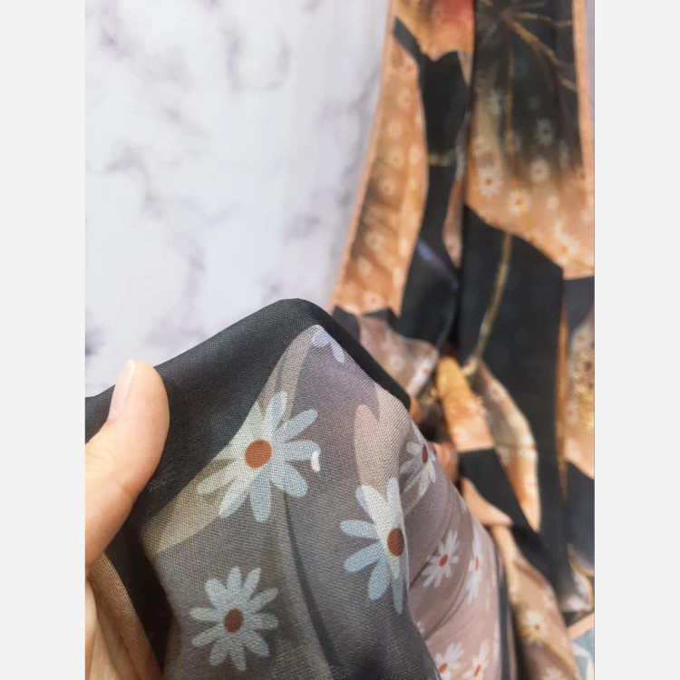 روسری طرح شهرزاد سیتو، نخ کاستوم، قواره بزرگ 140 سانتیمتر، چرخدوز