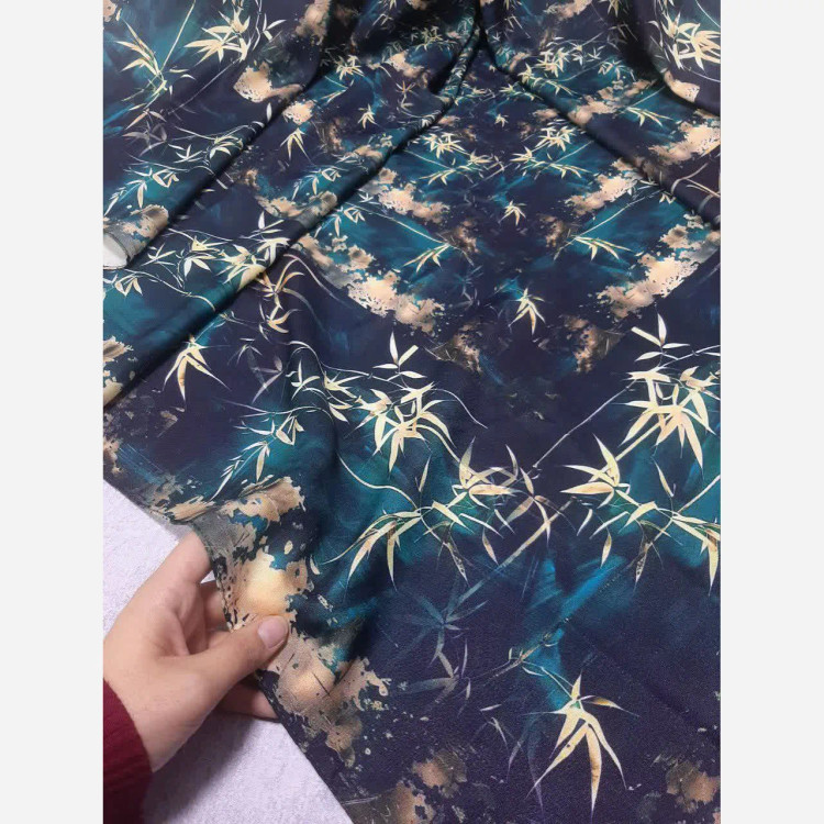 روسری سه بعدی طرح خاص کرم و کله غازی | ترند 2026