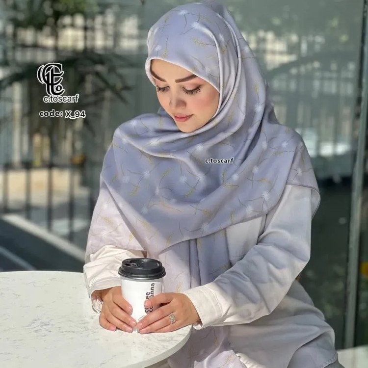 روسری طرح تارا قواره 140 دور چرخ دوز، بدون لیز خوردن