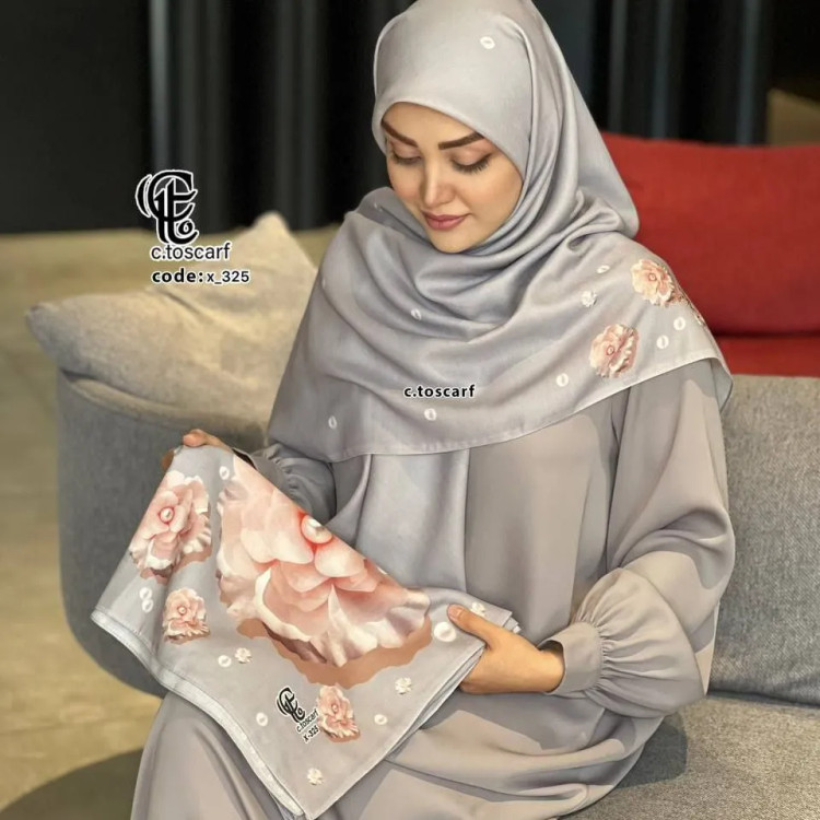 روسری نخی طرح صدف قواره بزرگ 140 سانتیمتر چاپی سه بعدی بدون لیز خوردگی