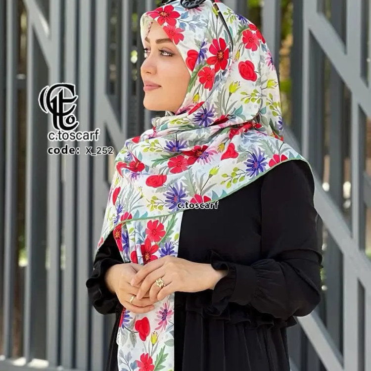 روسری نخی قواره بزرگ طرح گلناز 140 سانتیمتر چرخدوز لیز نیست