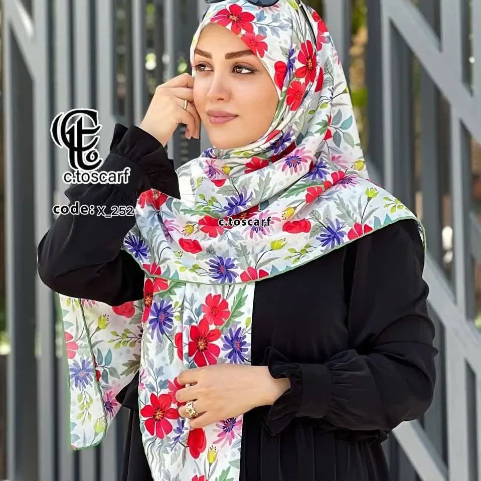 روسری نخی قواره بزرگ طرح گلناز 140 سانتیمتر چرخدوز لیز نیست