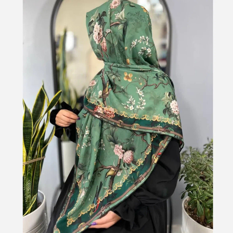 روسری کرپ نخ طرح جیران قواره 140