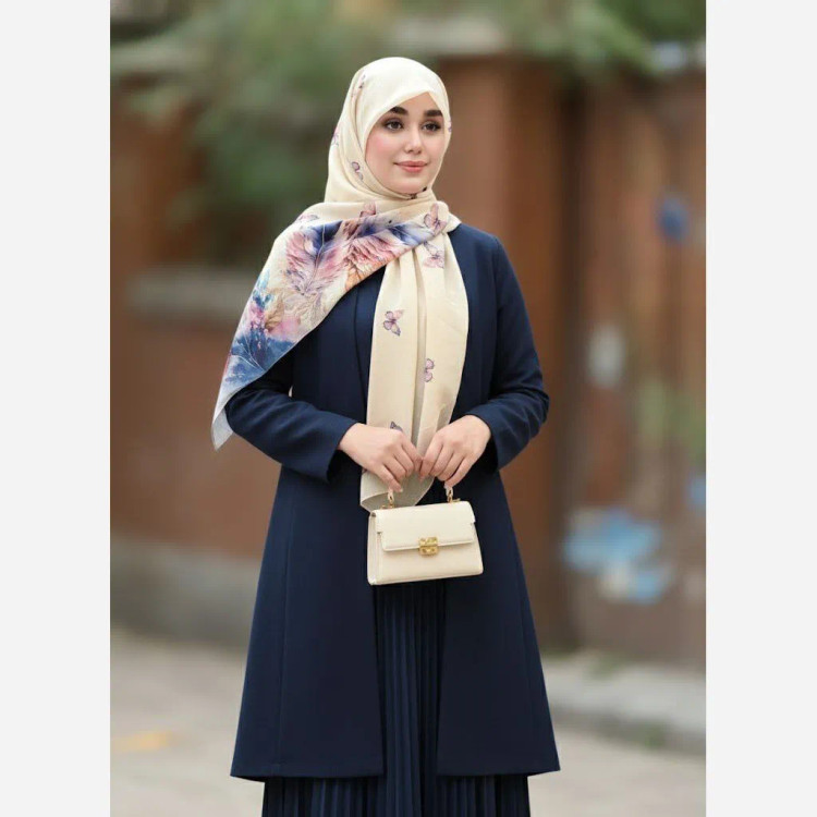 روسری طرح پردیس سیتو جنس نخ کاستوم سایز 140