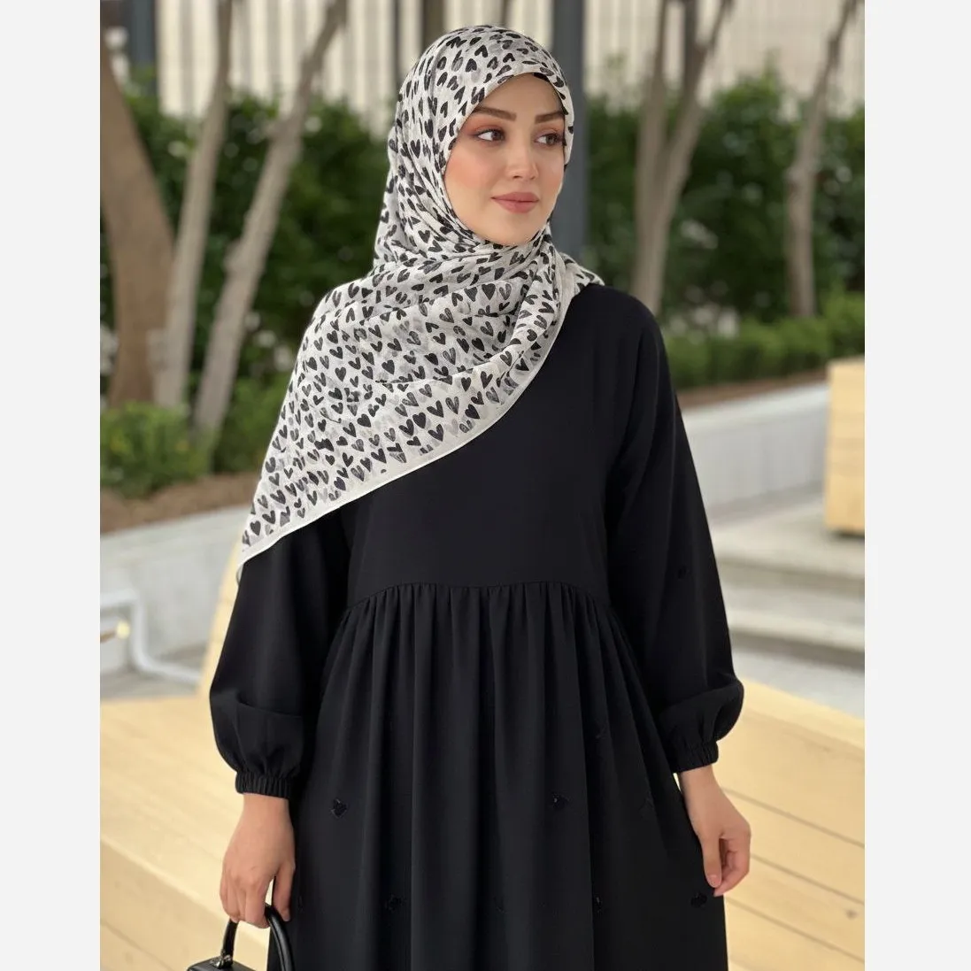 روسری نخ کاستوم طرح مهری