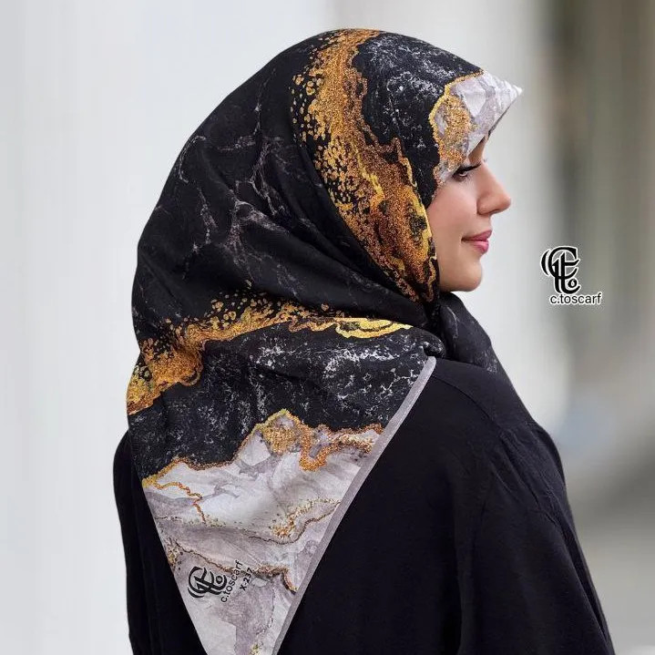 روسری طرح رزین سرخابی مشکی نخ کاستوم سیتو ایستادگی عالی