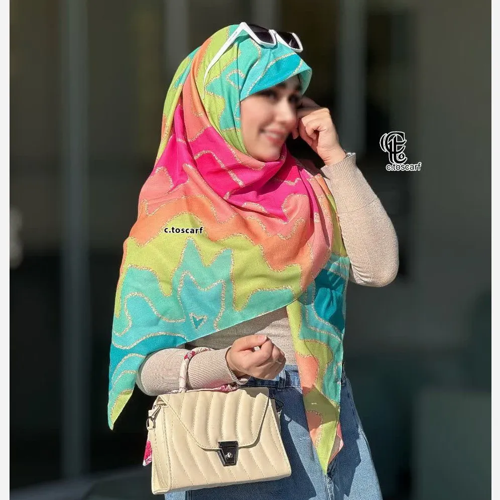روسری طرح درسا قواره بزرگ دور چرخ دوز مزونی رنگ شاد