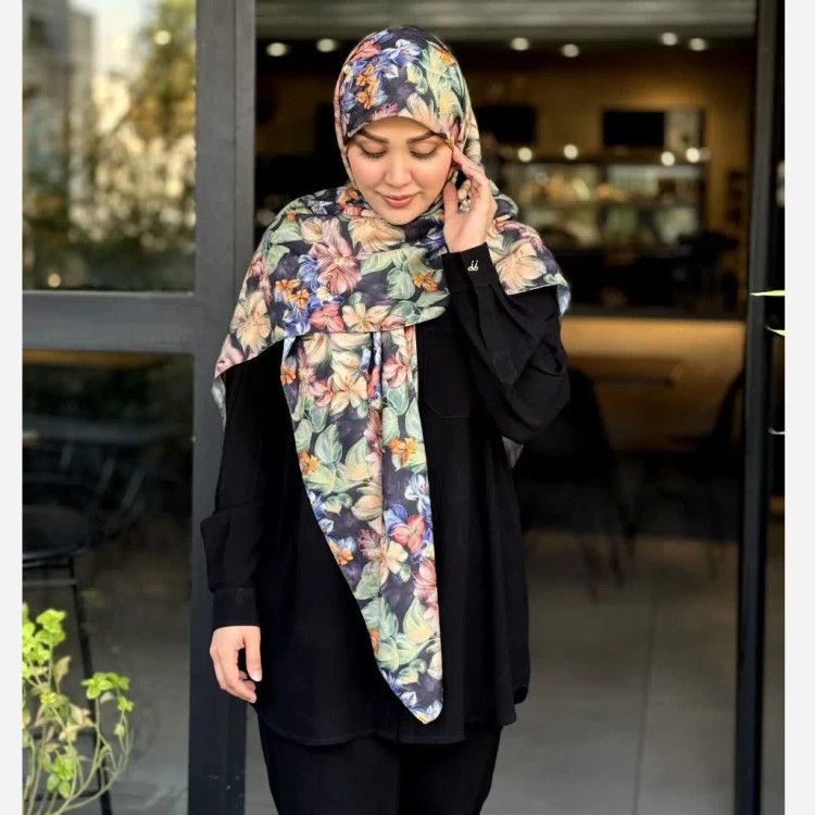 روسری طرح دلسا سایز 140 نخ کاستوم سیتو چرخ دوز