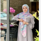 روسری نخی طرح بهار قواره 140 دور دوخت