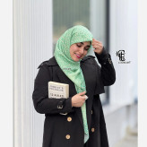 روسری طرح صوفیا سیتو جنس نخ کاستوم چرخدوز در سه رنگ کرم هلویی، یاسی، سبز