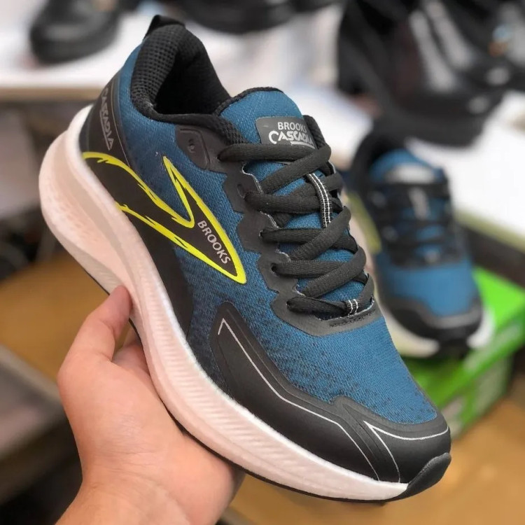 کتونی ورزشی بروکس مدل Brooks – سبک، تنفسی، بادوام، مناسب دویدن و باشگاه
