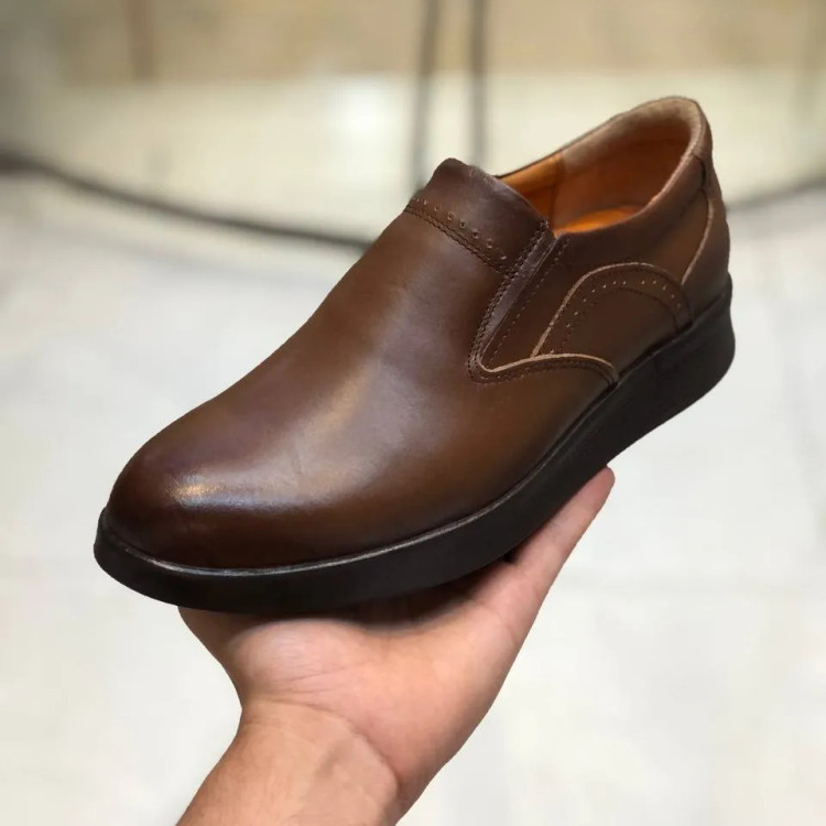 کفش چرم مردانه مدل فانتوم عسلی رویه چرم طبیعی زیره PU طبی