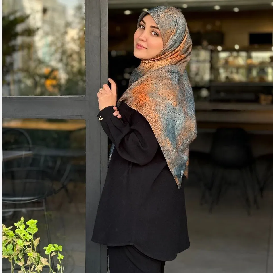 روسری نخ کاستوم طرح طوبی سایز 140 رنگ سال 2026 آجری و تال